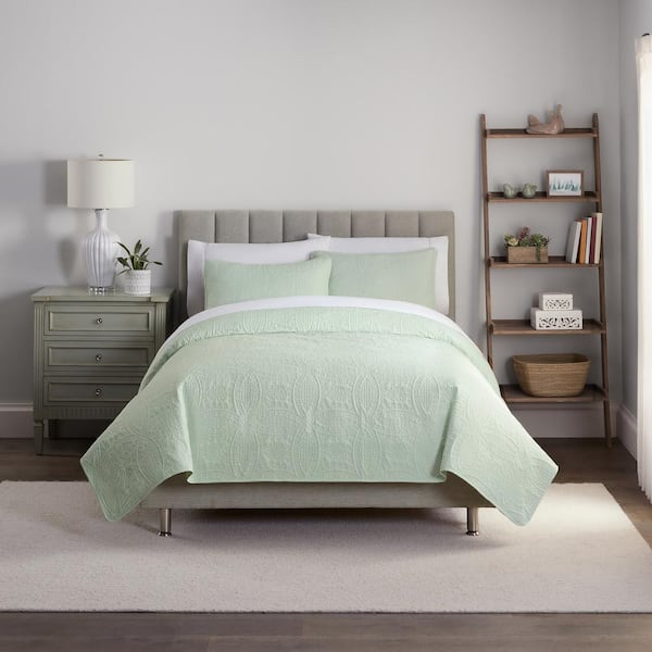 Unbranded Classic Medallion Pinsonic 2-Piece Sage Green Solid Polyester Twin Quilt Set