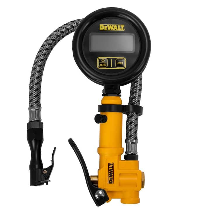 DEWALT DEWALT 2.5" Digital Inflator W/12" Br Hs