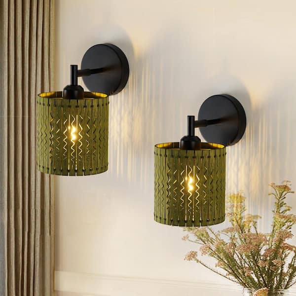 5.9 in. 1 Light Black Boho Farmhouse Wall Sconce with Green Wooden Shade for Living Room Bedroom Kitchen (2-Pack)