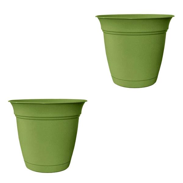 THE HC COMPANIES HC Companies 10 in. Green Plastic Eclipse Planter with Attached Saucer (2-Pack)
