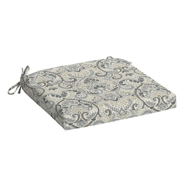 ARDEN SELECTIONS Neutral Aurora Damask Rectangle Outdoor Seat Pad ...