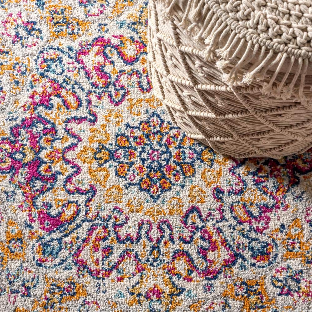 Bohemian Flair Pink and Cream Synthetic Medallion Area Rug