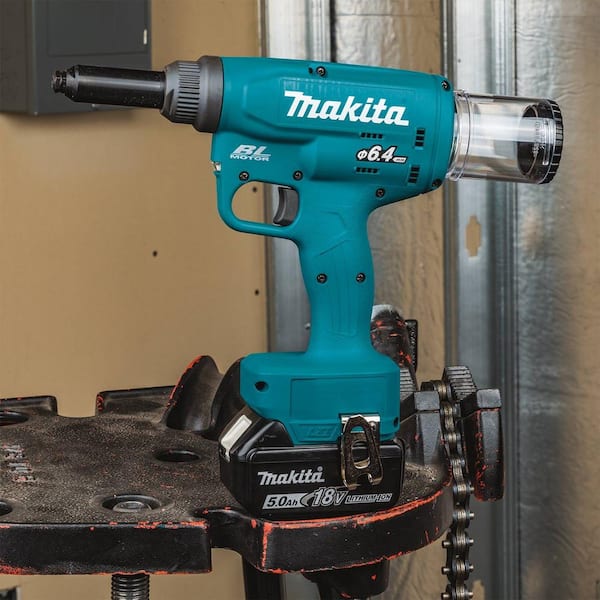 Makita 18V LXT Lithium-Ion Brushless Cordless Rivet Tool Kit, 5.0Ah XVR02T  - The Home Depot
