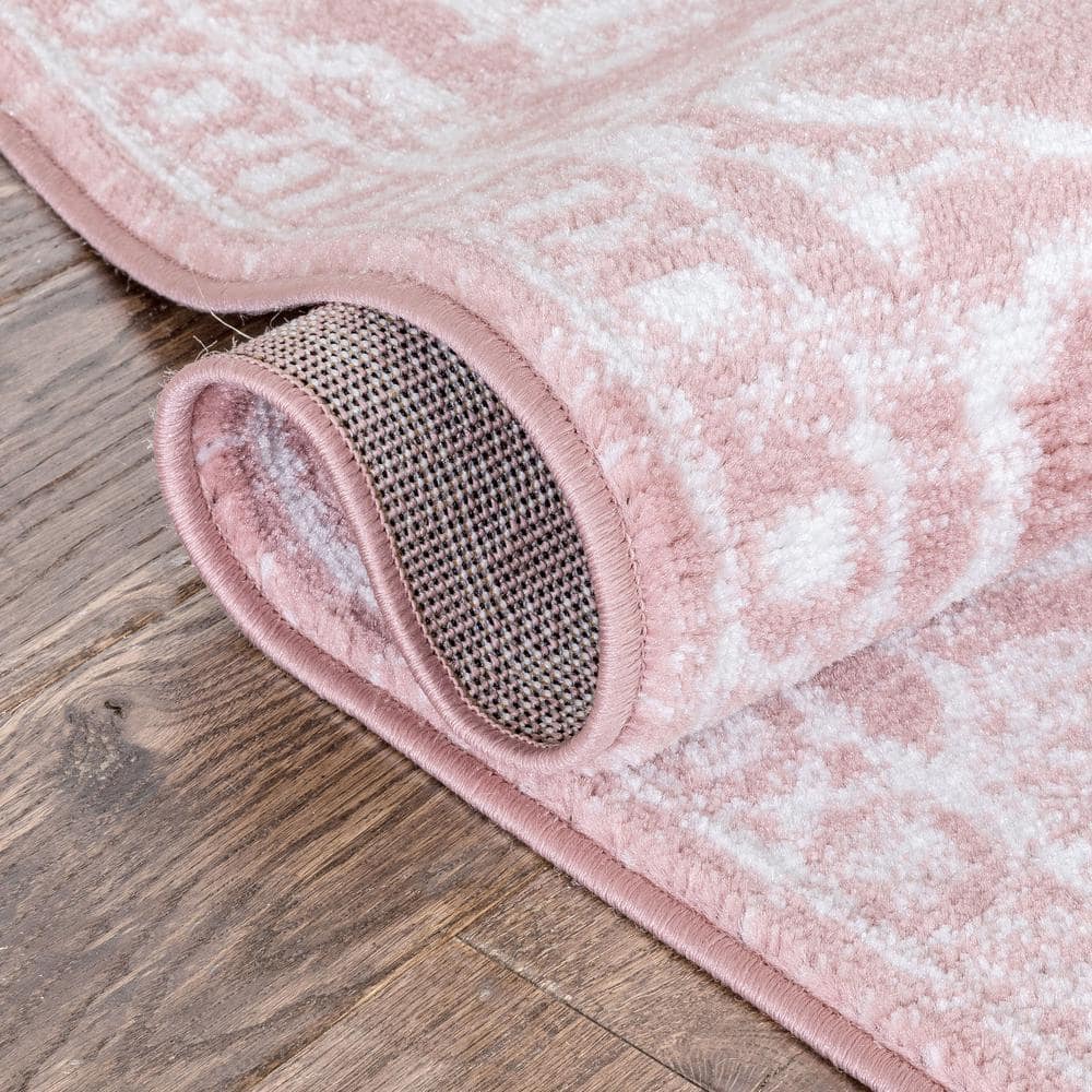 Blush Floral Reversible Easy-Care Synthetic 5' x 7' Rug