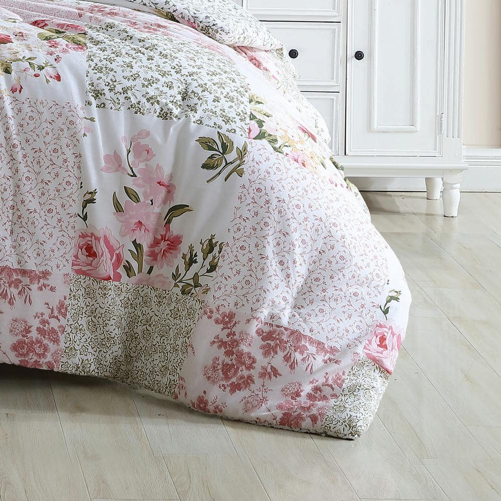 Ailyn Twin Pink Cotton Patchwork Comforter Set with Throw Pillows