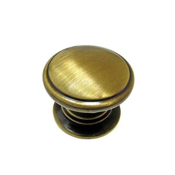Richelieu Hardware Mont-Royal Collection 1-1/4 in. (32 mm) Antique English Traditional Cabinet Knob