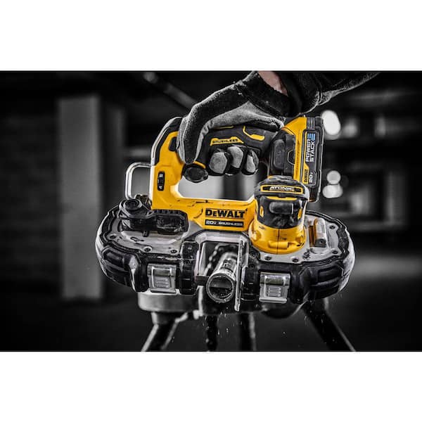 DEWALT - ATOMIC 20V MAX Lithium-Ion Cordless 1-1/4 in. Bandsaw Kit with 1.7 Ah Battery and Charger