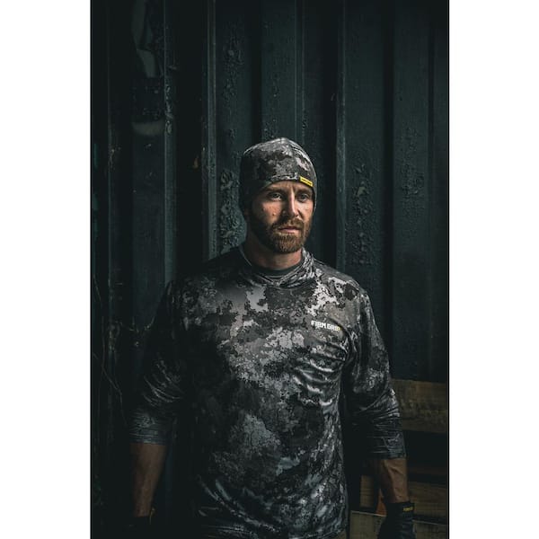 FIRM GRIP - Men's Medium Veil Camo Performance Long Sleeved Hooded Shirt