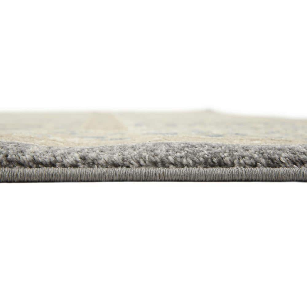 Gray Floral Synthetic Easy Care Stain-Resistant 7' x 10' Rug