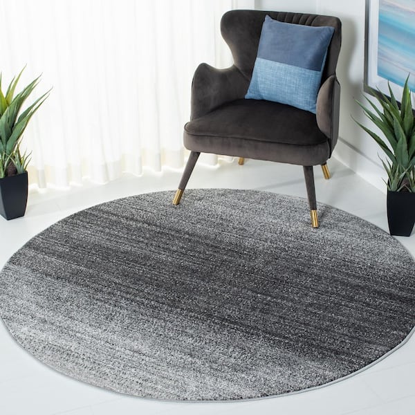 Adirondack 8 ft. x 8 ft. Round Gray/Dark Gray Gradient Area Rug