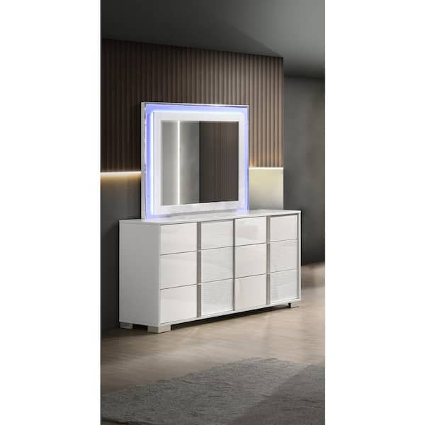 Best Quality Furniture Elma White Lacquer 6-Drawer 18 in. Dresser With LED Mirror