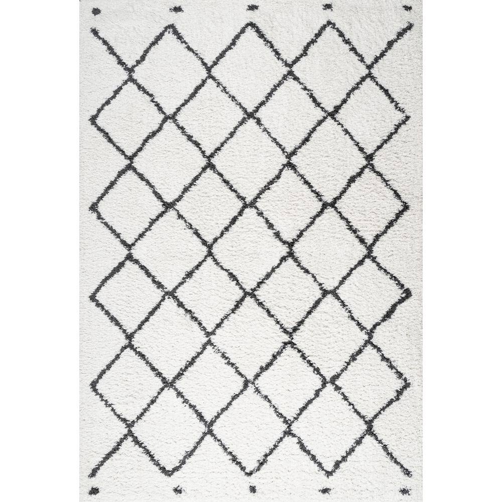 4' x 6' Black Diamond Shag Synthetic Area Rug
