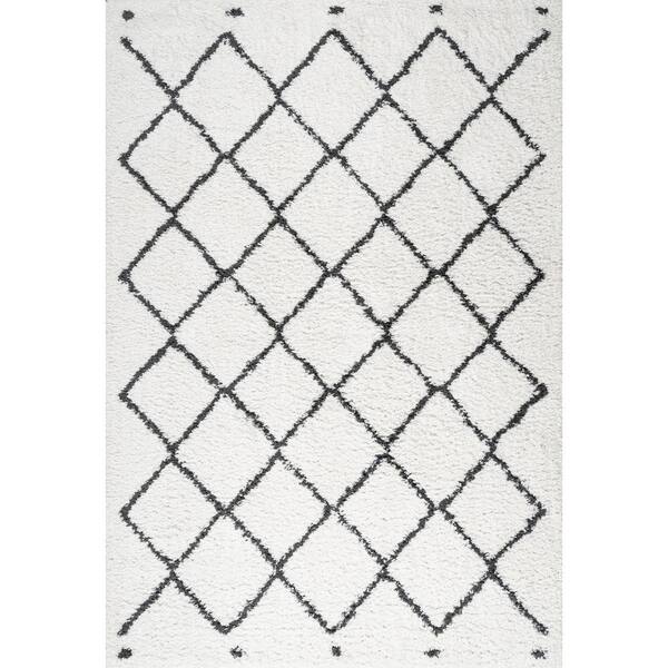 5 ft. x 8 ft. White/Gray Cami Moroccan Style Diamond Shag Area Rug
