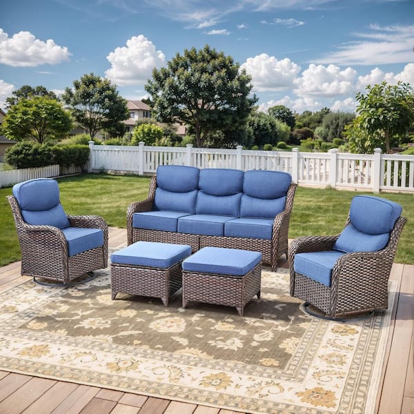 Crescent Brown Swivel Glider Wicker Patio Conversation Set with Blue Olefin 6 in. Thick Cushions/Couch (5-Piece)