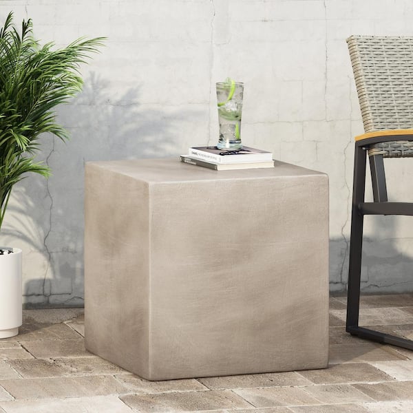 ITOPFOX Light Grey Smooth Cube Design Aesthetic Side Table