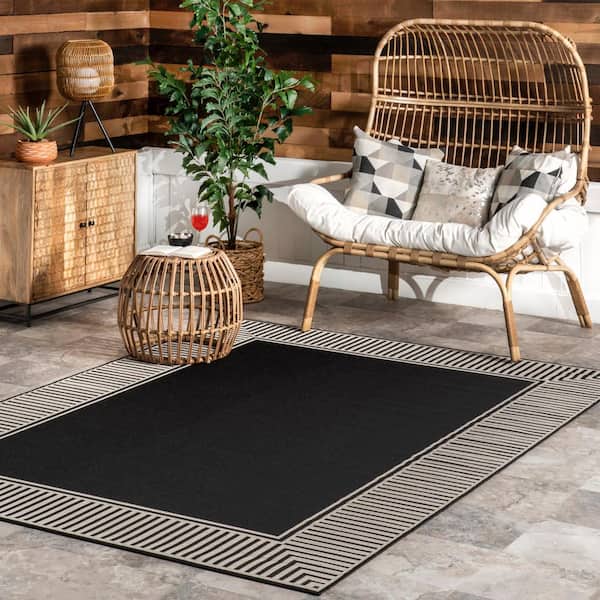 Asha Simple Border Black 8 ft. x 10 ft. Indoor/Outdoor Area Rug
