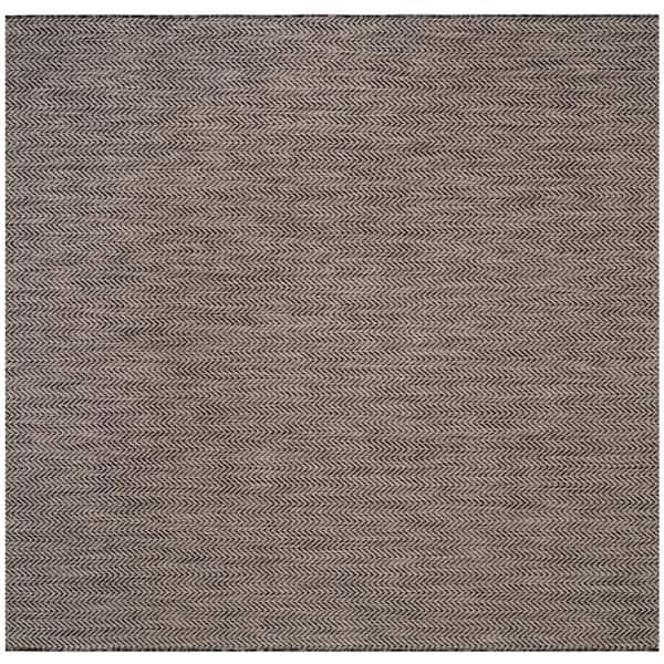 Courtyard Black/Beige 4 ft. x 4 ft. Solid Color Chevron Indoor/Outdoor Square Area Rug