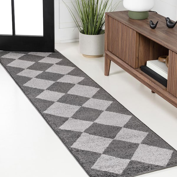 Draper Classic Geometric Diamond Pattern Dark Gray/Light Gray 2 ft. x 8 ft. Runner Rug