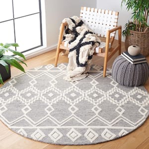 Abstract Gray/Ivory 6 ft. x 6 ft. Chevron Tribal Round Area Rug