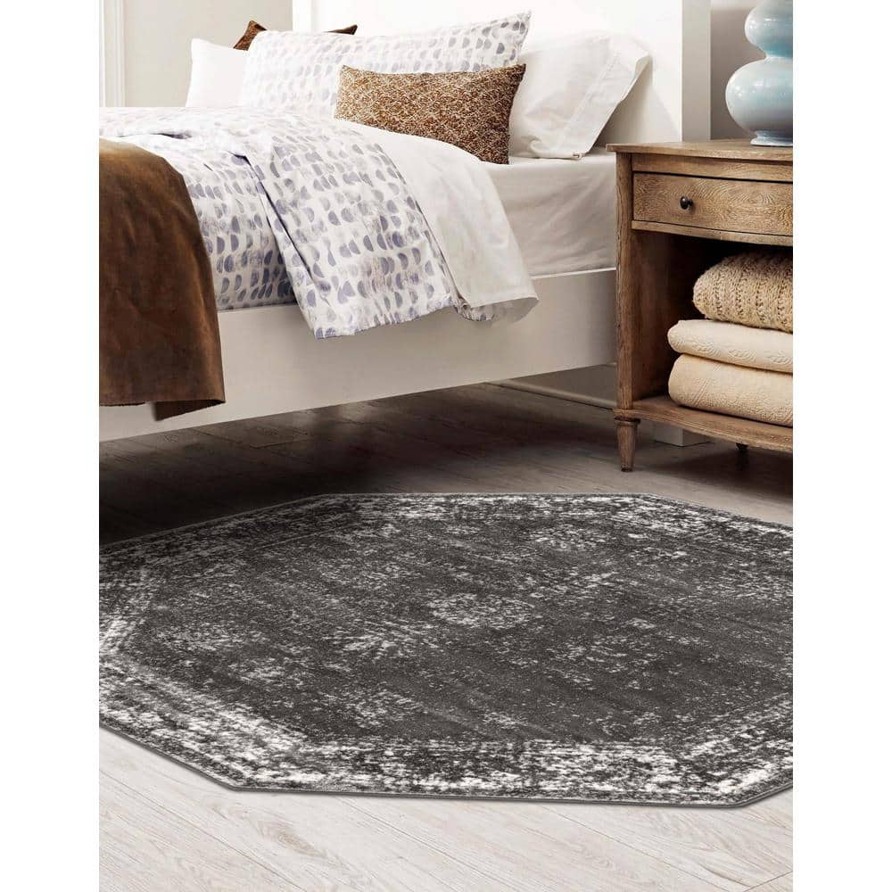 Casino Sofia Octagon Easy-Care Stain-Resistant Rug in Dark Gray