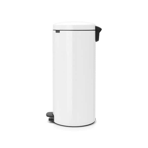 maat Schrikken programma Brabantia NewIcon 8 Gallon (30L) White Step On Trash Can 111785 - The Home  Depot