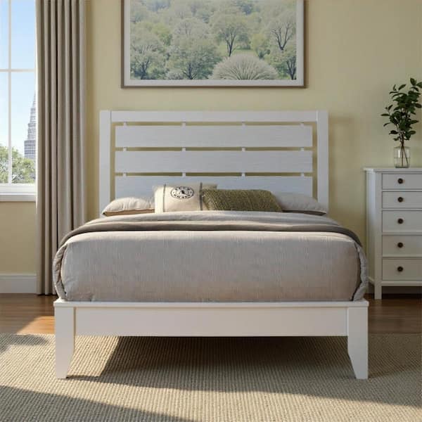 Benjara Eve White Wood Frame Queen Panel Bed with Slatted Headboard and ...