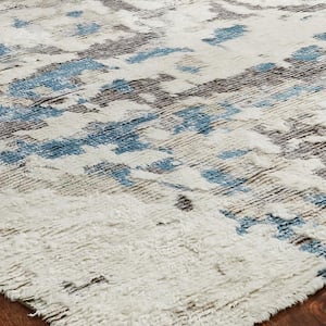 Greys/Blues 9 ft. 6 in. x 13 ft. 6 in. Area Rug