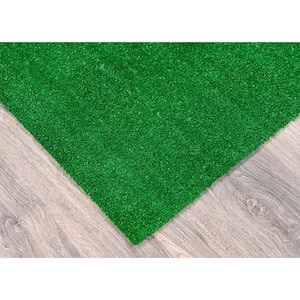 Artificial Grass Green 7 ft. x 10 ft. Solid Indoor/Outdoor Area Rug