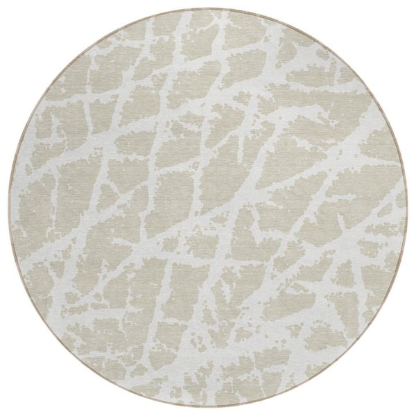 HomeRoots Beige and Ivory 8 ft. Round Abstract Indoor / Outdoor Area Rug