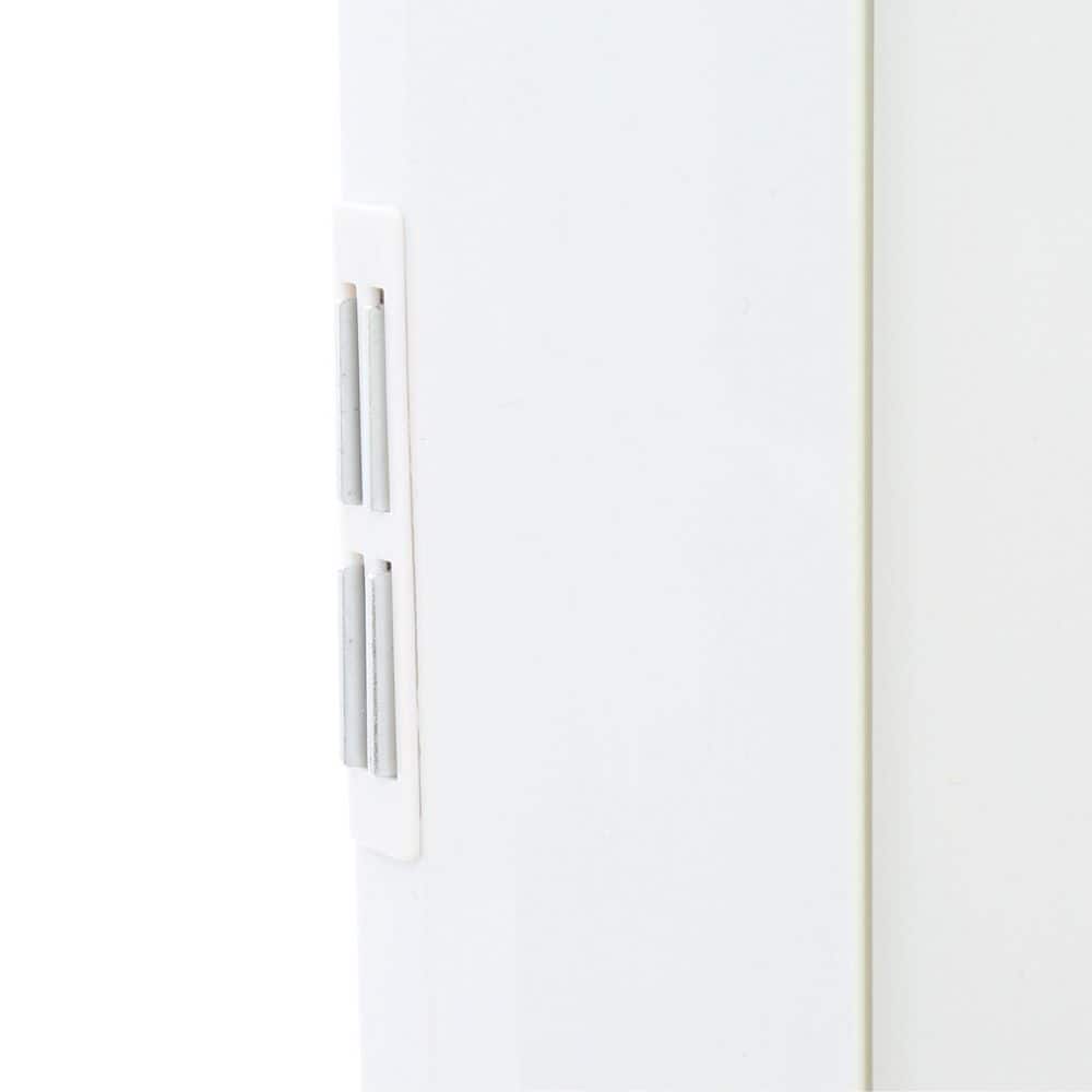 White Vinyl Prefinished Accordion Folding Closet Door