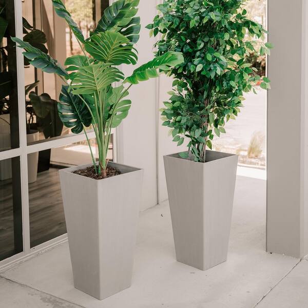 XBRAND Modern 28 in. Gray Square Planter (Set of 2) Tapered