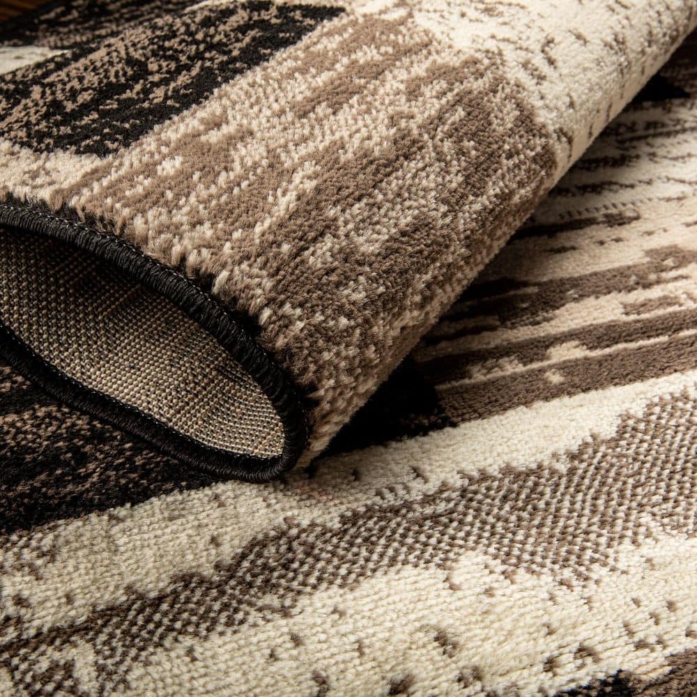 Chocolate Geometric Synthetic 8' x 10' Area Rug