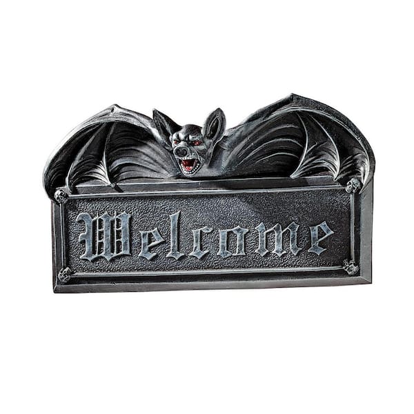 Design Toscano Vampire Bat Welcome Novelty Wall Sculpture