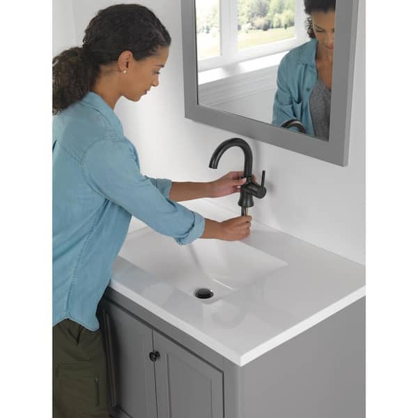 Delta Trinsic Single Hole Single-Handle Bathroom Faucet with Metal