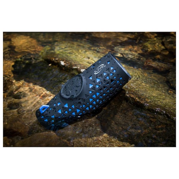 water and sand proof bluetooth speaker