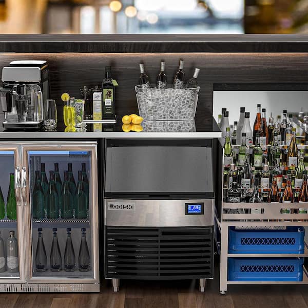 Coolski 26 in. Wide 200 lb. Full Size Cube Commercial Freestanding