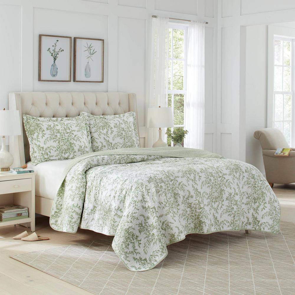 Sage Green Cotton King Reversible Quilt Set with Shams