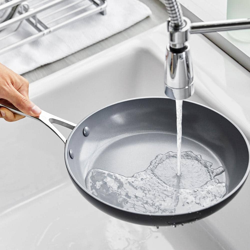 Valencia Pro 10" Gray Ceramic Nonstick Frypan with Lid