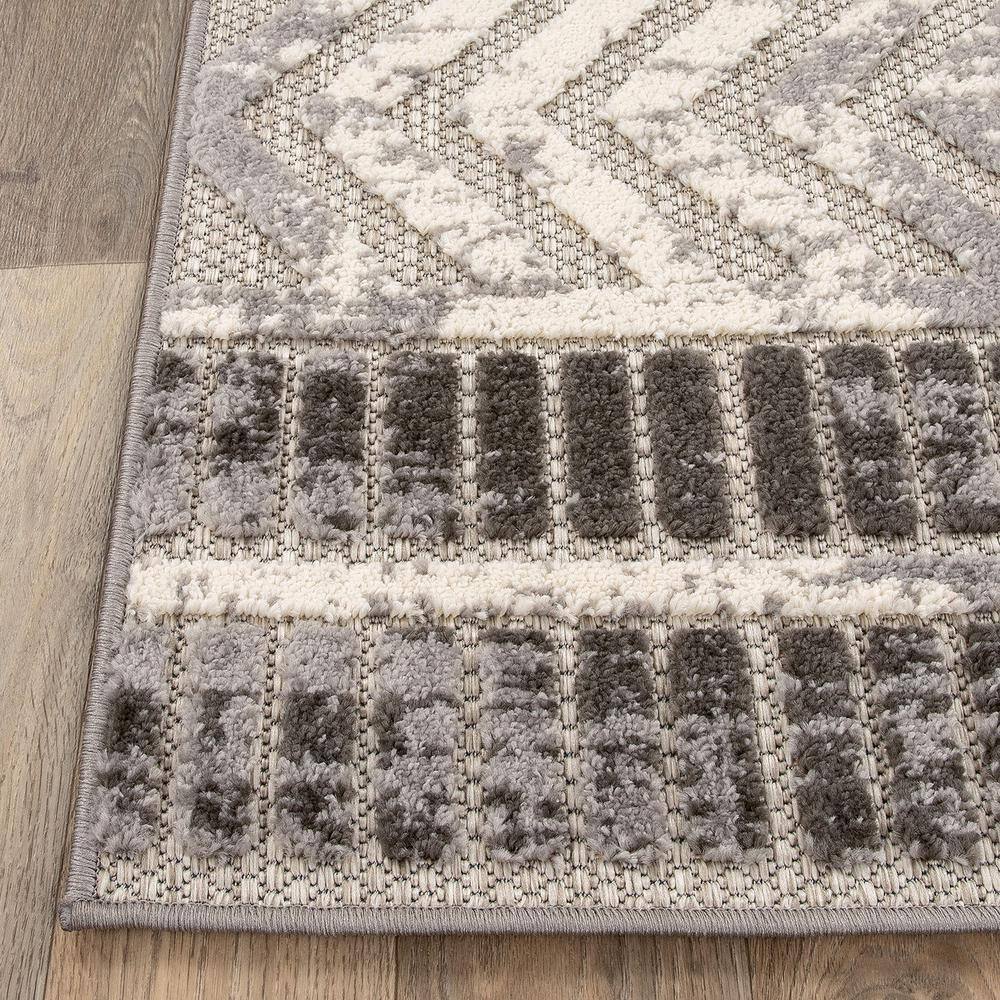 Bohemian Gray Geometric 8' x 10' Easy-Care Synthetic Area Rug