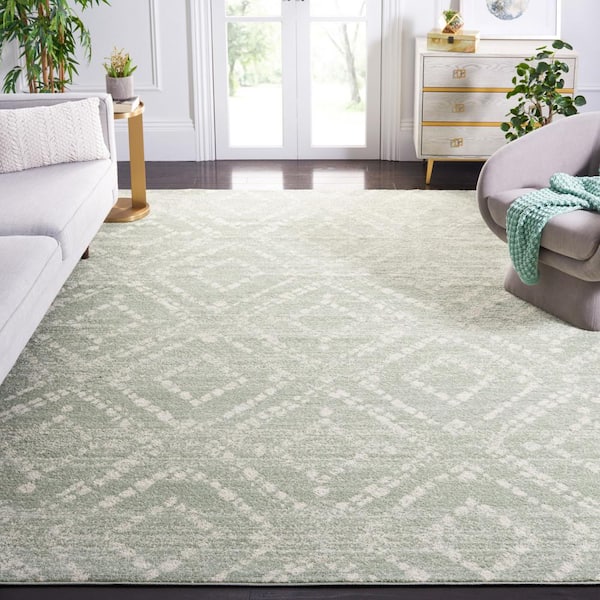 Adirondack 8 ft. x 8 ft. Square Green/Ivory Multi-Diamonds Area Rug