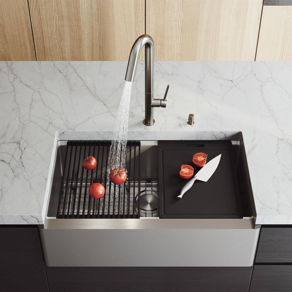 Oxford 33" Stainless Steel Farmhouse Single Bowl Kitchen Sink Workstation