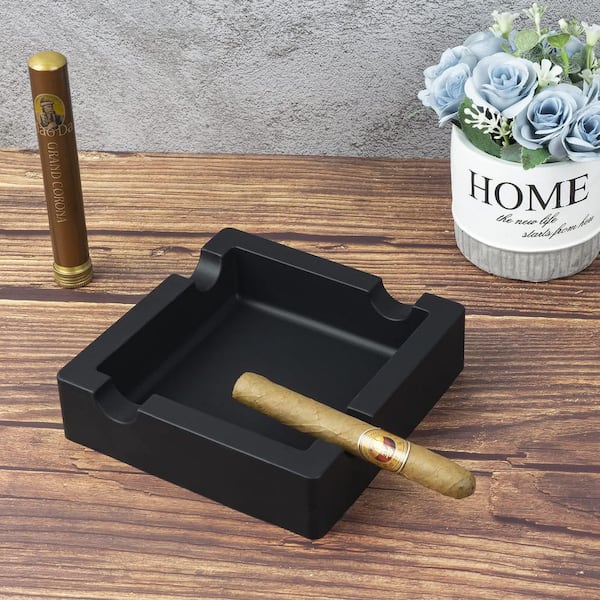 Augbeer Silicone Cigar Ashtray with Unbreakable Design and 4-Cigar Holder for Indoor Outdoor Ashtray Use, Black (1-Pack)