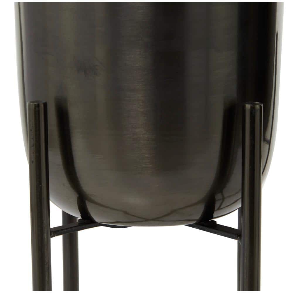 Set of 2 Black Iron Indoor/Outdoor Planters with Stands