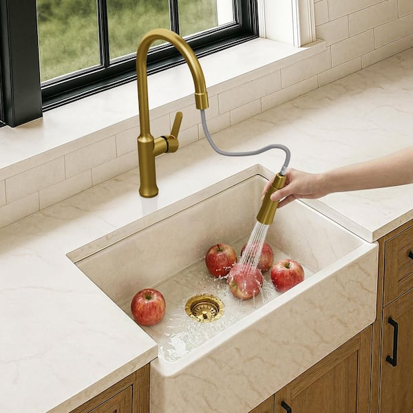 18.6 in. H Single-Handle Pull Down Sprayer Kitchen Faucet with 360° Swivel Spout, 1.6 GPM in Brushed Gold