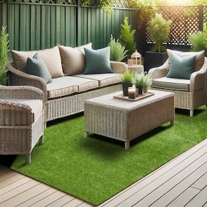 Evergreen Collection Waterproof Solid Indoor/Outdoor (4' x 6'6") 4 ft. x 7 ft. Green Artificial Grass Area Rug