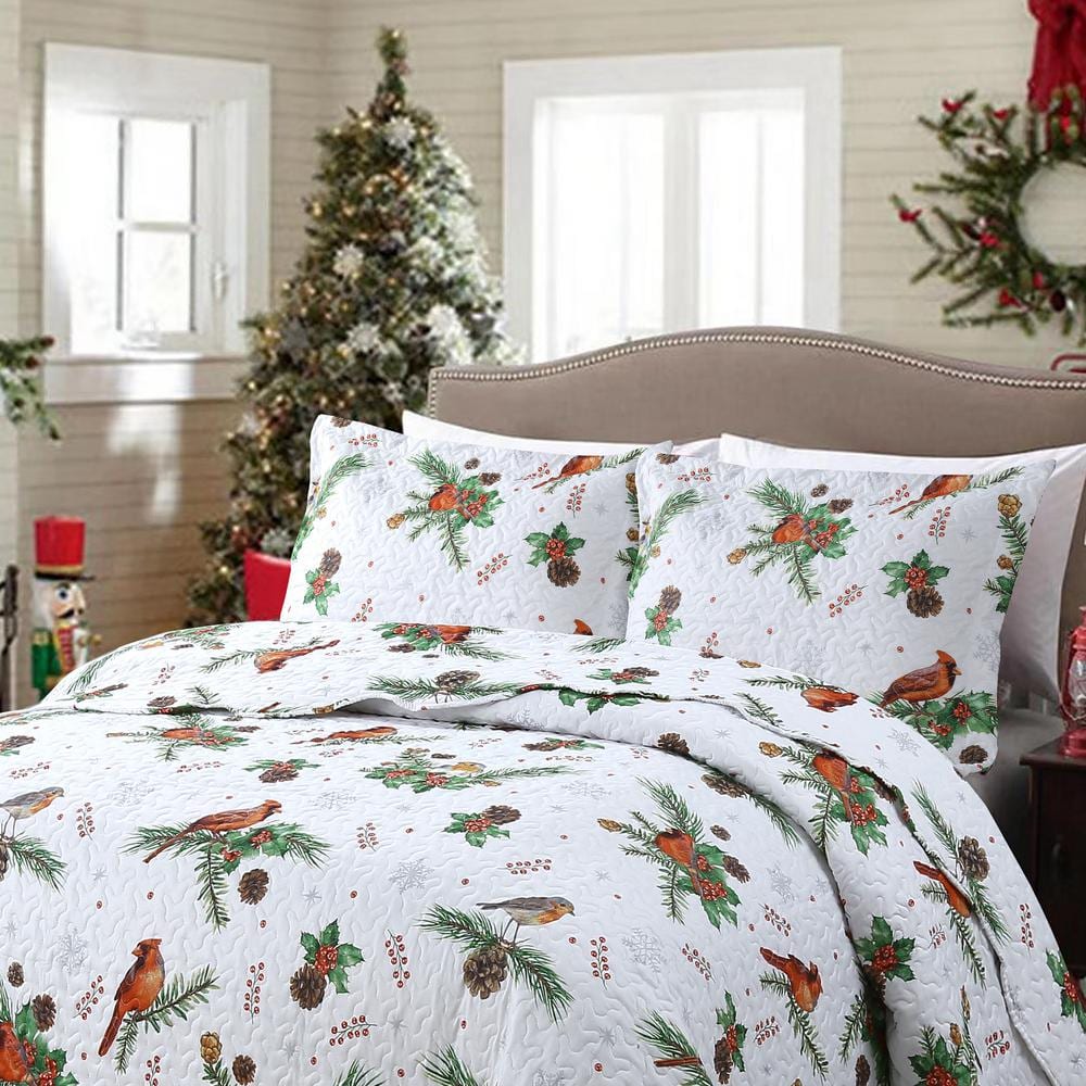 King White Winter Cardinals Christmas Quilt Set