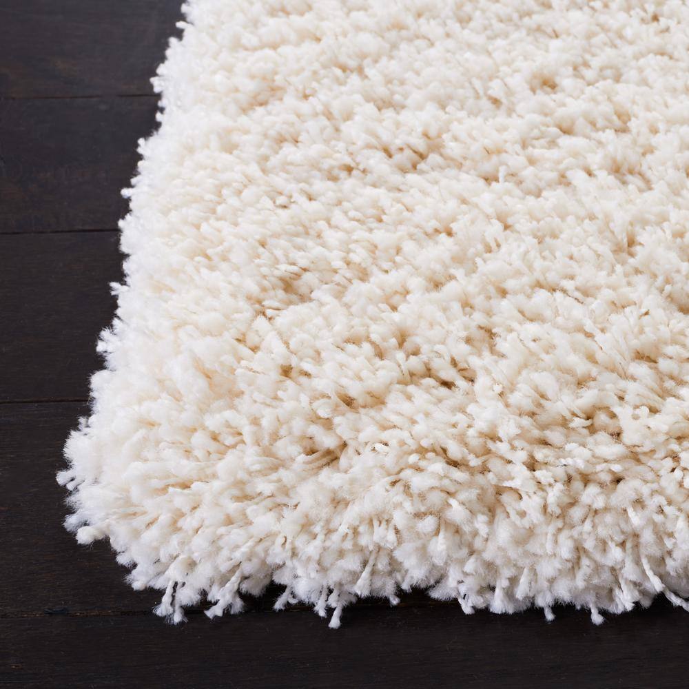 Coastal Comfort Ivory Synthetic Shag Runner Rug, 2'3" x 7'