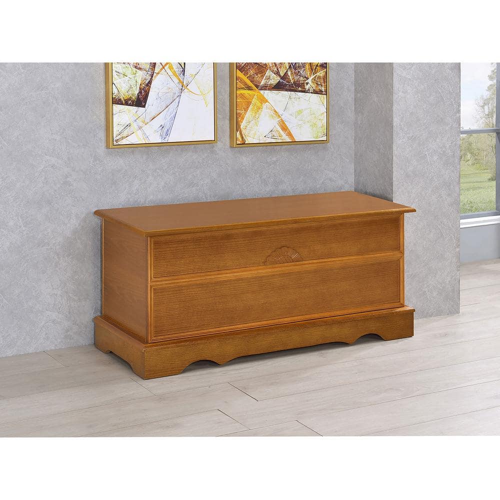 Honey Brown Traditional Cedar Wood Storage Chest