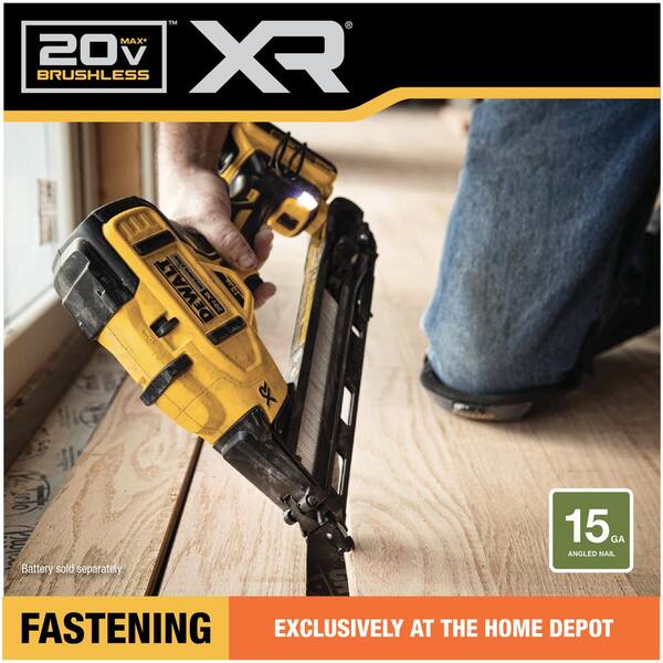 DEWALT 20V MAX XR Lithium-Ion Cordless 15-Gauge Angled Finish