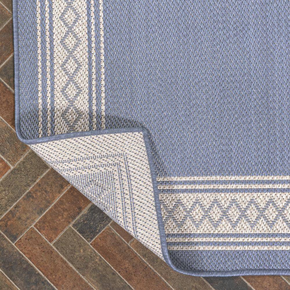 Modern Diamond Border 4' x 6' Blue Synthetic Area Rug